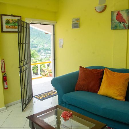 Mountain View Apartments Gros Islet Exteriör bild